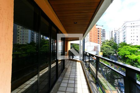 Varanda Gourmet de apartamento à venda com 4 quartos, 205m² em Vila Andrade, São Paulo