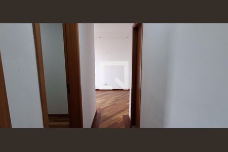 Corredor  de apartamento à venda com 3 quartos, 66m² em Rudge Ramos, São Bernardo do Campo