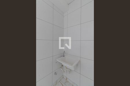 Sala/Cozinha/Área de Serviço  de apartamento para alugar com 2 quartos, 36m² em Cidade Nova São Miguel, São Paulo