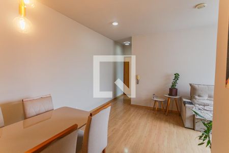 Sala de apartamento à venda com 3 quartos, 77m² em Ipiranga, Belo Horizonte