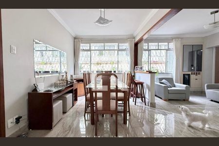 Apartamento à venda com 4 quartos, 127m² em Carmo, Belo Horizonte