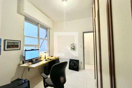 Quarto 1 de apartamento à venda com 3 quartos, 115m² em Jardim Botânico, Rio de Janeiro