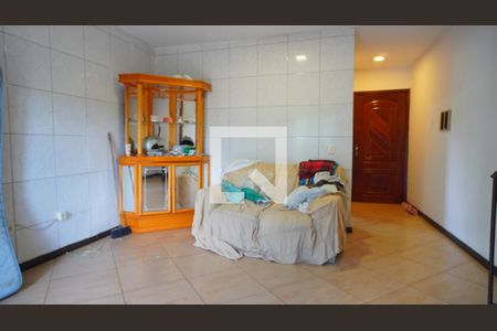 Sala de apartamento à venda com 3 quartos, 140m² em Partenon, Porto Alegre