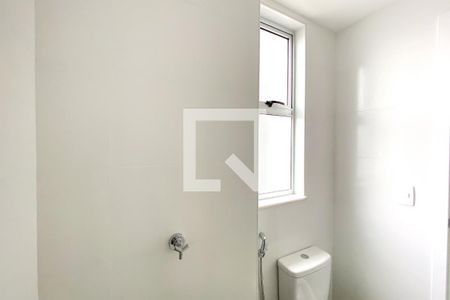 Banheiro de apartamento para alugar com 1 quarto, 43m² em Barro Preto, Belo Horizonte