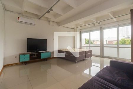 Sala / Quarto  de apartamento para alugar com 1 quarto, 42m² em Menino Deus, Porto Alegre
