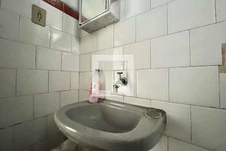 Banheiro de casa à venda com 2 quartos, 80m² em Vila Mira, São Paulo