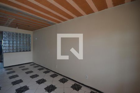 Sala de casa para alugar com 2 quartos, 136m² em Recantus, Belford Roxo