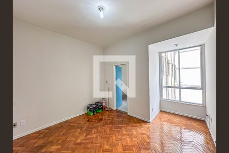 Apartamento à venda com 1 quarto, 32m² em Catete, Rio de Janeiro