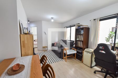 Sala de apartamento à venda com 2 quartos, 70m² em Vila Mariana, São Paulo