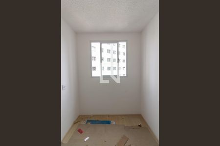 Quarto 1 de apartamento para alugar com 2 quartos, 34m² em Jardim Sabara, São Paulo