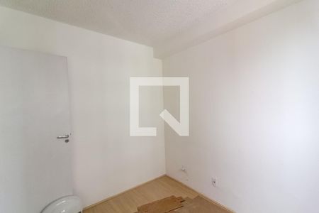Quarto 2 de apartamento para alugar com 2 quartos, 34m² em Jardim Sabara, São Paulo