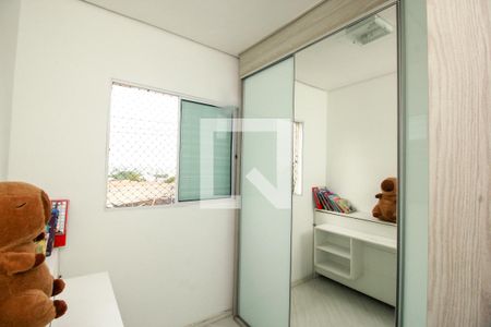 Quarto 2 de apartamento para alugar com 2 quartos, 76m² em Jardim Santo Alberto, Santo André