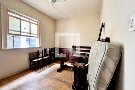 Quarto 1 de apartamento à venda com 3 quartos, 100m² em Leblon, Rio de Janeiro