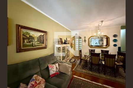 Sala  de casa à venda com 4 quartos, 160m² em Campo Belo, São Paulo