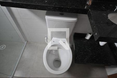 Banheiro de apartamento para alugar com 1 quarto, 33m² em Vila Maria Alta, São Paulo