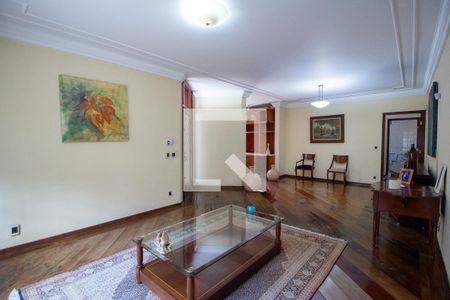 Sala  de casa para alugar com 3 quartos, 334m² em Vila Santana, Sorocaba