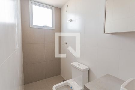 Banheiro da Suíte de apartamento para alugar com 2 quartos, 130m² em Floresta, Belo Horizonte