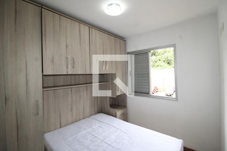 Quarto 2 de apartamento para alugar com 2 quartos, 52m² em Vila Roque, São Paulo