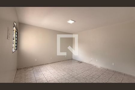 Quarto 01 de casa para alugar com 2 quartos, 100m² em Conjunto D, Brasília