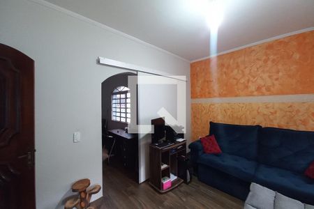 Sala de casa para alugar com 3 quartos, 214m² em Jardim Santa Lúcia, Campinas