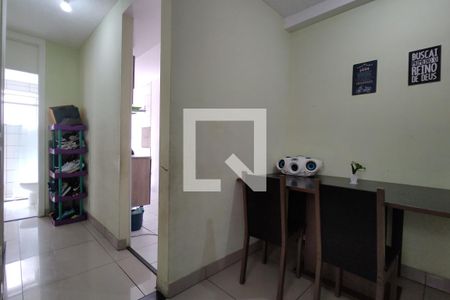 Sala de apartamento para alugar com 2 quartos, 50m² em Taquara, Rio de Janeiro