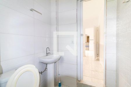 Banheiro da Suíte de casa para alugar com 2 quartos, 90m² em Vila Jacuí, São Paulo