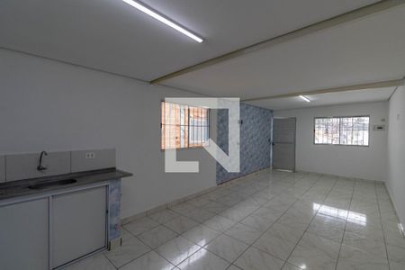 Sala e Cozinha de casa para alugar com 2 quartos, 89m² em Vila Jacuí, São Paulo