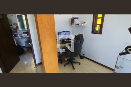 Quarto de casa para alugar com 4 quartos, 250m² em Maria Paula, São Gonçalo