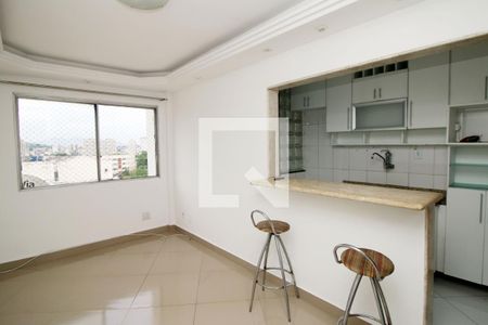 Sala de apartamento para alugar com 2 quartos, 45m² em Olaria, Rio de Janeiro