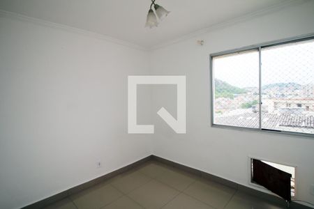 Quarto 2 de apartamento para alugar com 2 quartos, 45m² em Olaria, Rio de Janeiro