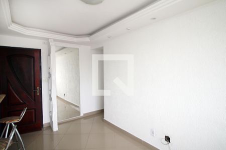 Sala de apartamento para alugar com 2 quartos, 45m² em Olaria, Rio de Janeiro