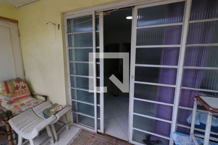 Sala de casa à venda com 4 quartos, 160m² em Santa Maria, Osasco