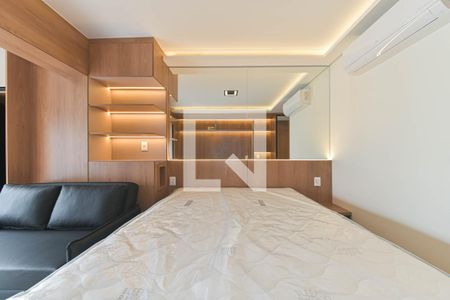 Quarto de kitnet/studio para alugar com 1 quarto, 32m² em Jardim das Acacias, São Paulo