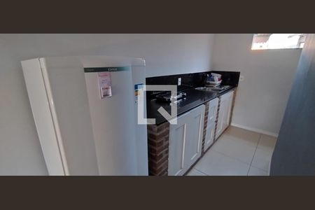 Cozinha de casa de condomínio para alugar com 3 quartos, 120m² em Taquara, Rio de Janeiro