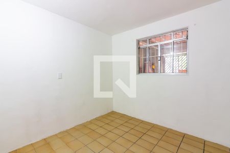 Quarto 2 de casa para alugar com 2 quartos, 75m² em São Pedro, Osasco