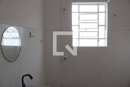 Banheiro de apartamento para alugar com 1 quarto, 50m² em Barra Funda, São Paulo