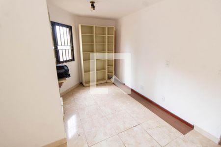 SALA DE TV de apartamento à venda com 4 quartos, 172m² em Cambuí, Campinas