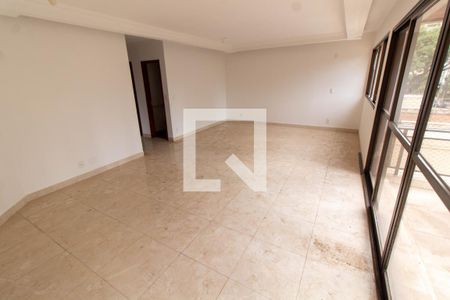 SALA de apartamento à venda com 4 quartos, 172m² em Cambuí, Campinas