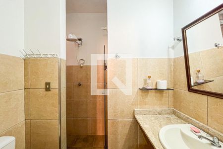 Banheiro da Suíte de apartamento para alugar com 2 quartos, 90m² em Santana, São Paulo