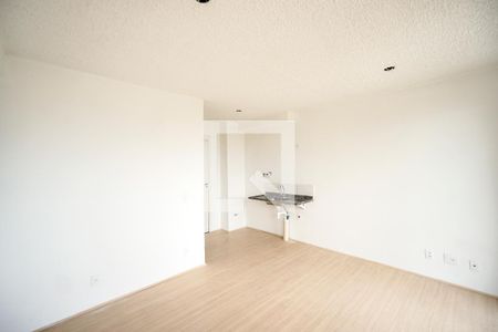 Sala quarto e cozinha de kitnet/studio para alugar com 1 quarto, 24m² em Tatuapé, São Paulo