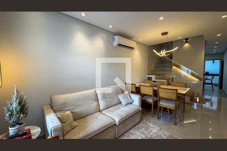 Sala de casa para alugar com 2 quartos, 94m² em Chácara Santo Antônio (zona Sul), São Paulo