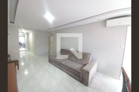 Apartamento para alugar com 3 quartos, 107m² em Itararé, São Vicente
