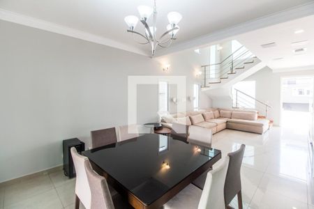 Sala de casa de condomínio para alugar com 4 quartos, 320m² em Residencial Onze (alphaville), Santana de Parnaíba