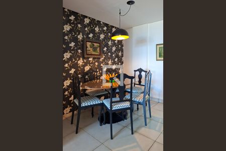 Sala de apartamento para alugar com 2 quartos, 73m² em Canto do Forte, Praia Grande