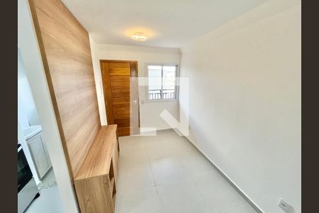 Sala/Cozinha de apartamento para alugar com 1 quarto, 38m² em Vila Mazzei, São Paulo