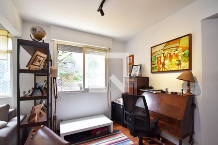 Sala de estar de apartamento para alugar com 1 quarto, 55m² em Sumarezinho, São Paulo