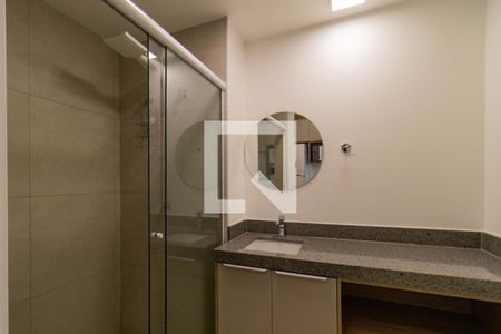 Banheiro de kitnet/studio para alugar com 1 quarto, 22m² em Perdizes, São Paulo