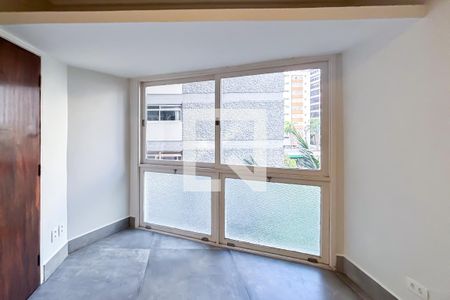 Apartamento para alugar com 2 quartos, 68m² em Cerqueira César, São Paulo