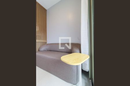 Sala de kitnet/studio para alugar com 1 quarto, 42m² em Campo Belo, São Paulo