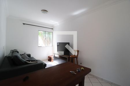Sala de apartamento para alugar com 2 quartos, 50m² em Santa Mônica, Uberlândia